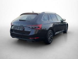 Škoda Superb – image 2 of 7
