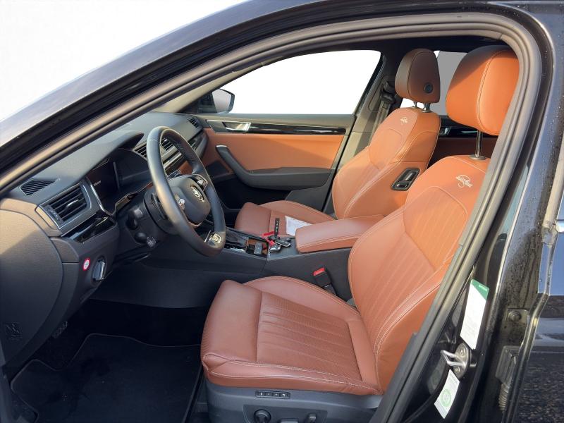 Škoda Superb – image 5 of 7