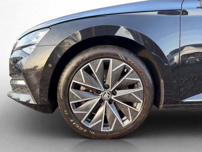 Škoda Superb – image 6 of 7