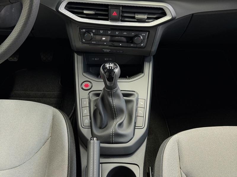 Seat Arona FR – image 7 of 20
