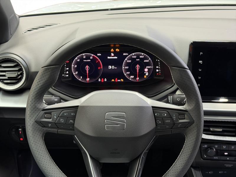 Seat Arona FR – image 9 of 20