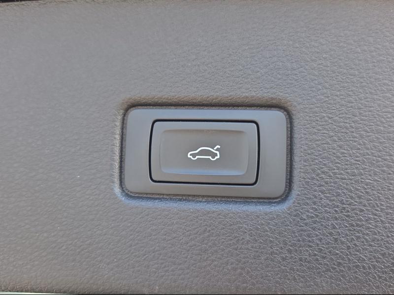 Audi Q5 Sportback S line – image 12 of 21