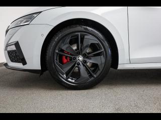 Škoda Octavia RS – image 7 of 25
