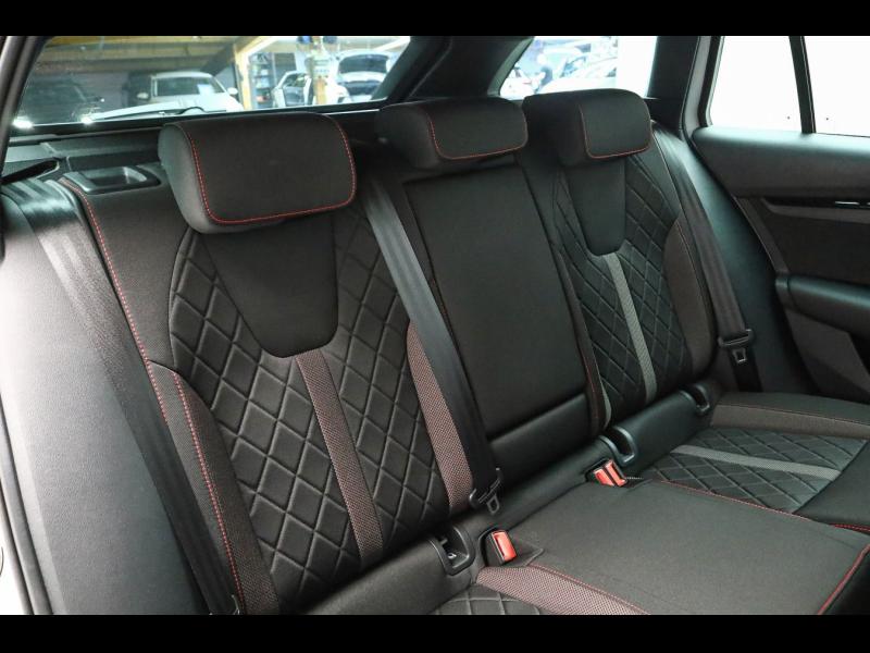Škoda Octavia RS – image 21 of 25