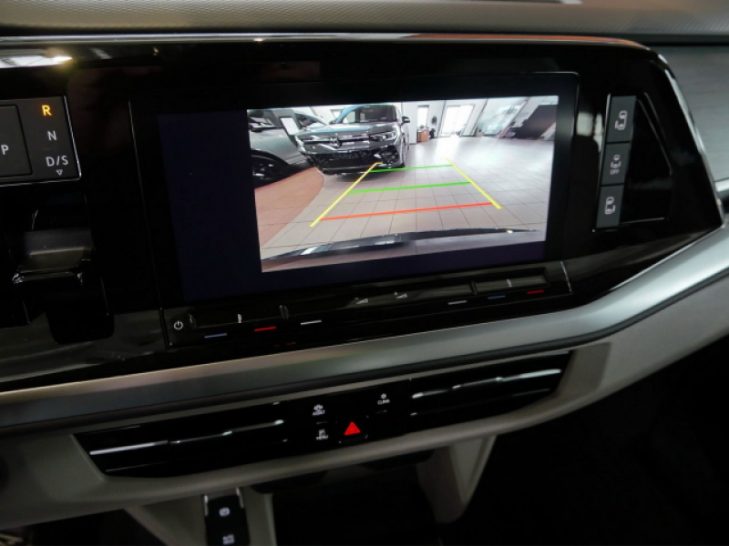 Volkswagen T7 Multivan LIFE – Bild 14 von 21