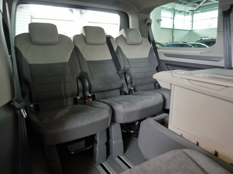 Volkswagen T7 Multivan LIFE – Bild 19 von 21