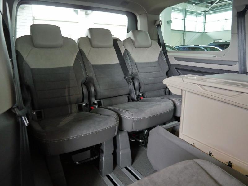 Volkswagen T7 Multivan LIFE – Bild 17 von 24
