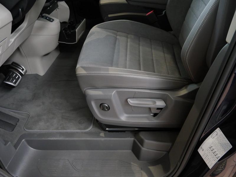 Volkswagen T7 Multivan LIFE – Bild 22 von 24