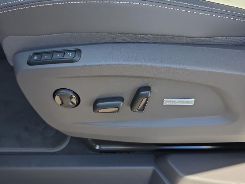 Volkswagen T7 Multivan Edition – Bild 20 von 23