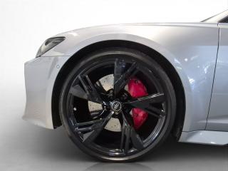Audi RS 6 Avant – image 11 of 17