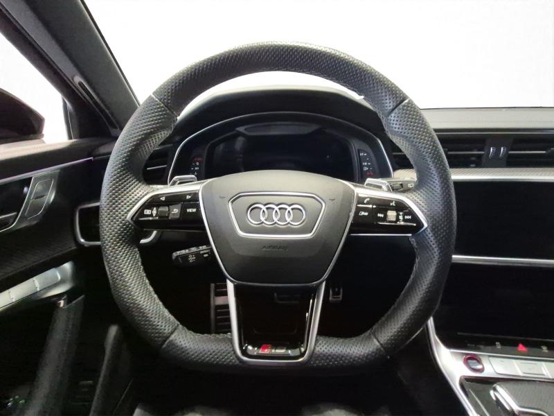 Audi RS 6 Avant – image 8 of 17