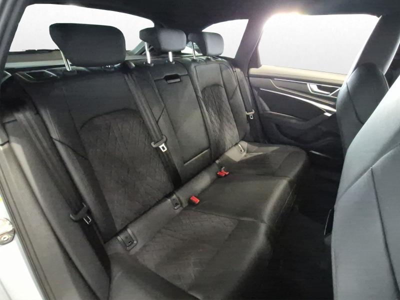 Audi RS 6 Avant – image 14 of 17