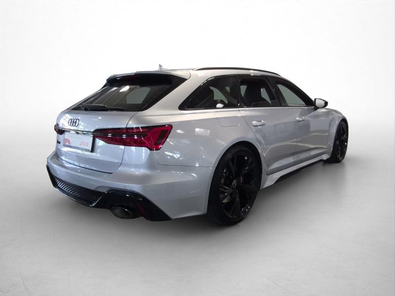 Audi RS 6 Avant – image 16 of 17