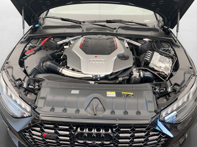 Audi RS 4 Avant – Bild 16 von 18