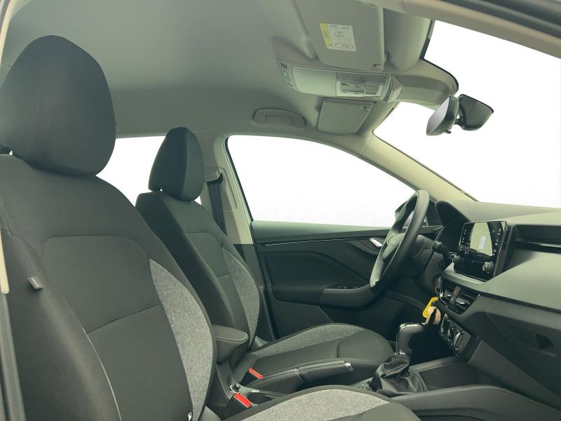 Škoda Kamiq Essence – image 4 of 16