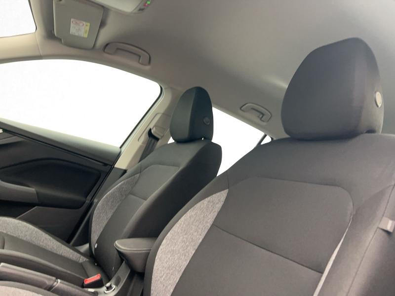 Škoda Kamiq Essence – image 9 of 16