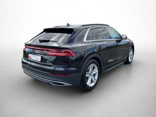 Audi Q8 – image 2 of 24