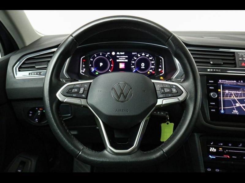 Volkswagen Tiguan Elegance – image 11 of 25