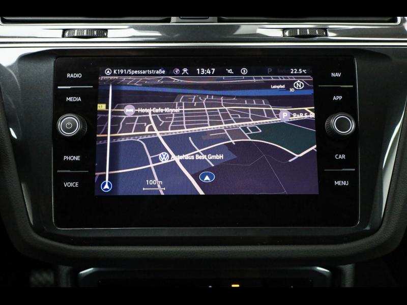 Volkswagen Tiguan Elegance – image 13 of 25