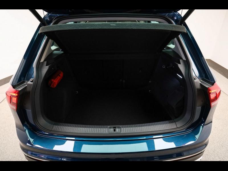 Volkswagen Tiguan Elegance – image 24 of 25