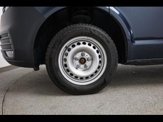 Volkswagen T6.1 Transporter – image 7 of 15