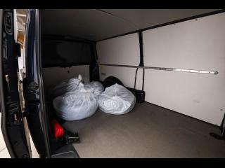 Volkswagen T6.1 Transporter – image 12 of 15