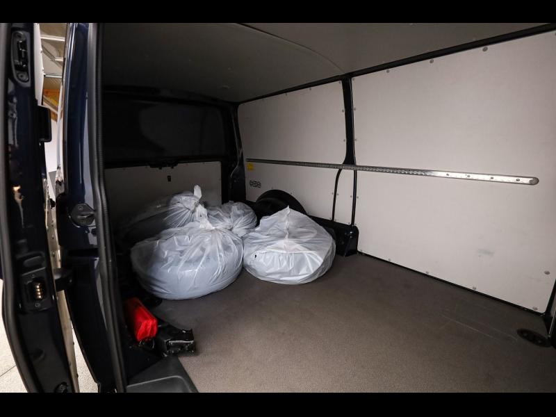 Volkswagen T6.1 Transporter – image 12 of 15