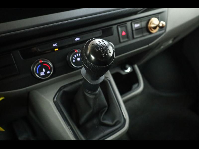 Volkswagen T6.1 Transporter – image 15 of 15