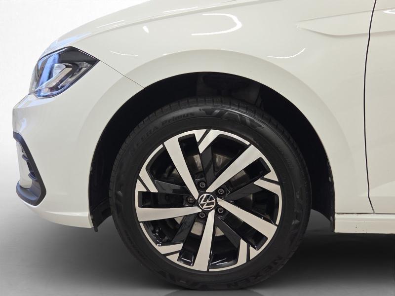 Volkswagen Polo LIFE – image 12 of 17