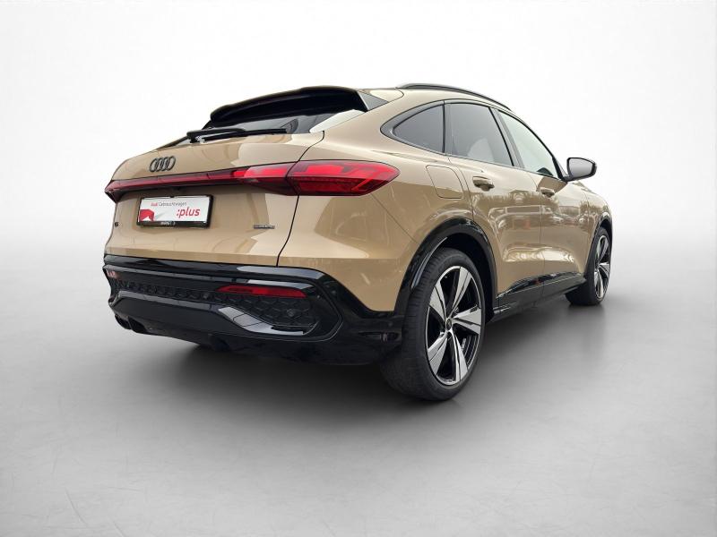 Audi Q5 Sportback One – image 2 of 22