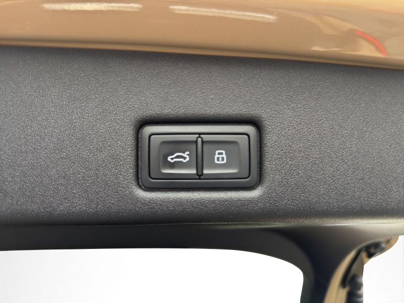 Audi Q5 Sportback One – image 12 of 22