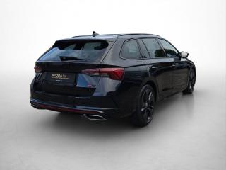 Škoda Octavia RS – image 2 of 25
