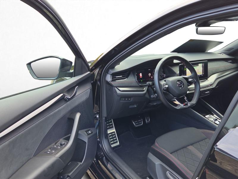 Škoda Octavia RS – image 14 of 25