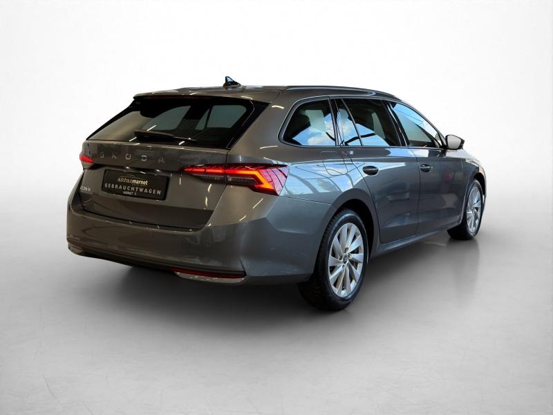 Škoda Octavia Selection – image 2 of 16