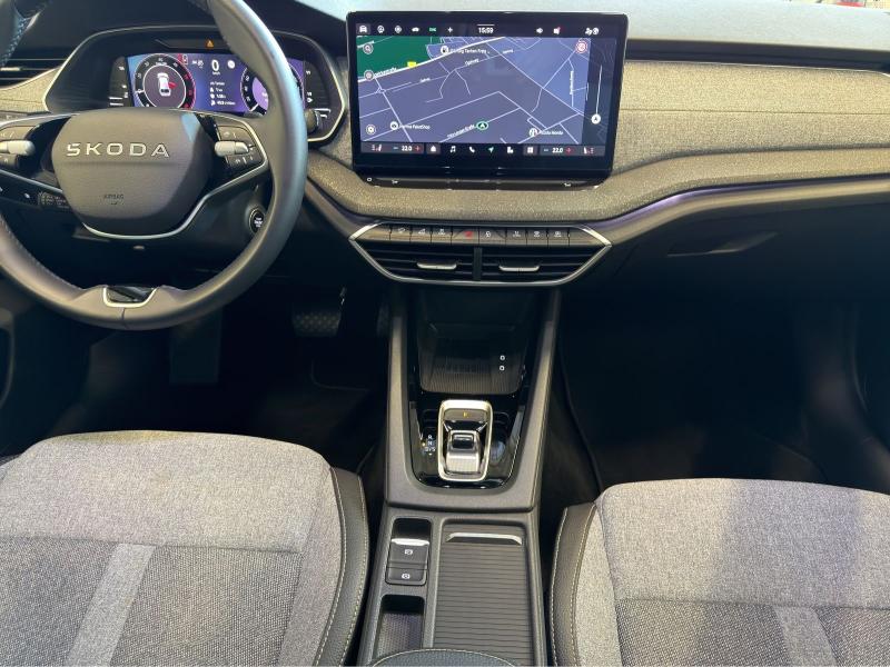 Škoda Octavia Selection – image 7 of 16