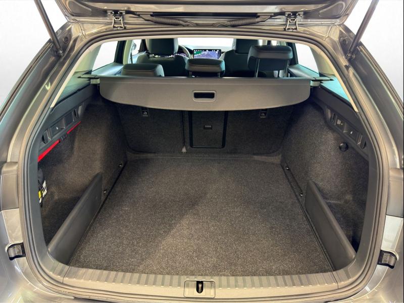Škoda Octavia Selection – image 11 of 16