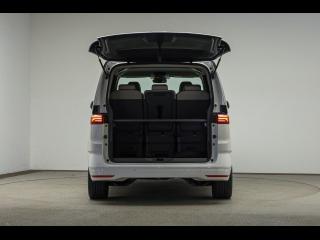 Volkswagen T7 Multivan Edition – image 6 of 15