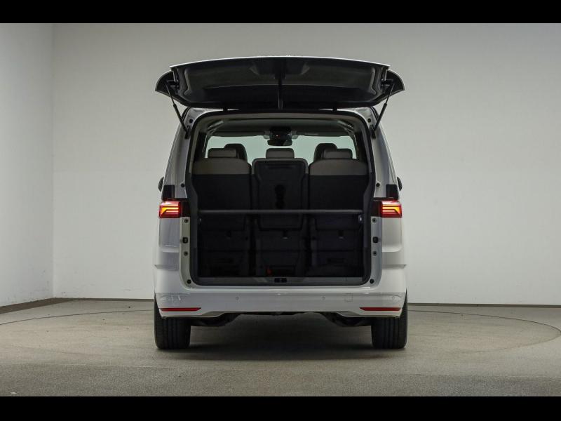 Volkswagen T7 Multivan Edition – image 6 of 15