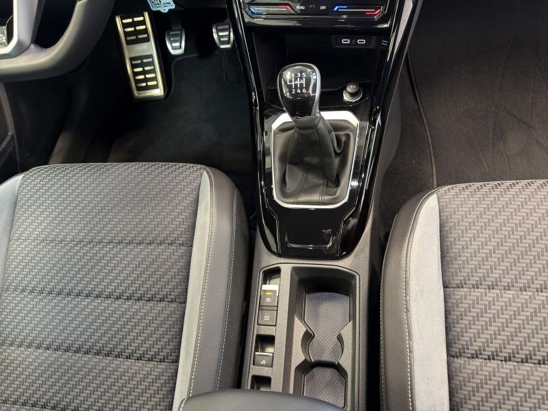 Volkswagen T-Roc Cabriolet R-Line – Bild 7 von 15