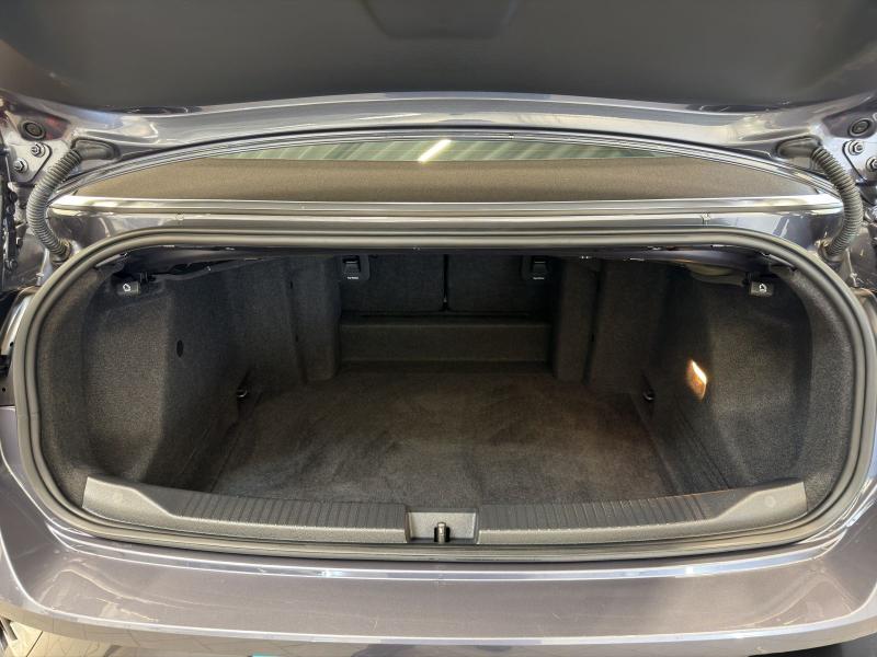 Volkswagen T-Roc Cabriolet R-Line – Bild 11 von 15
