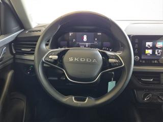 Škoda Kamiq Essence – image 8 of 15