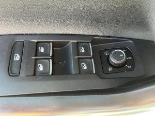 Volkswagen Taigo R-Line – image 17 of 24