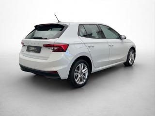 Škoda Fabia Selection – image 2 of 17