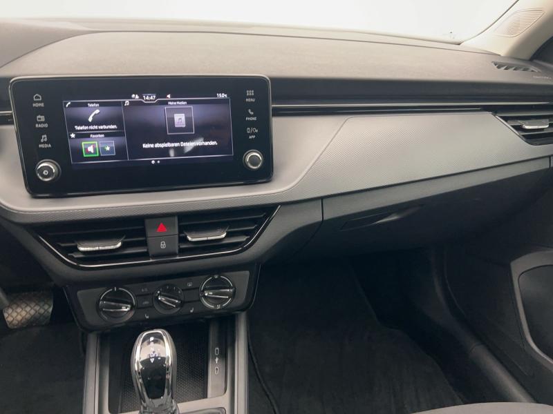 Škoda Kamiq Essence – image 6 of 18