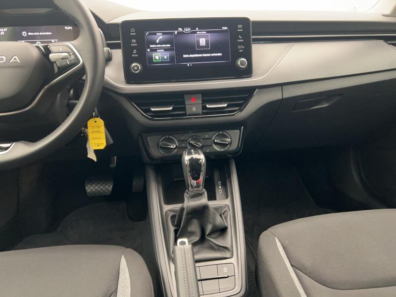 Škoda Kamiq Essence – image 7 of 18