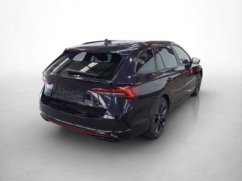Škoda Octavia RS – image 2 of 6