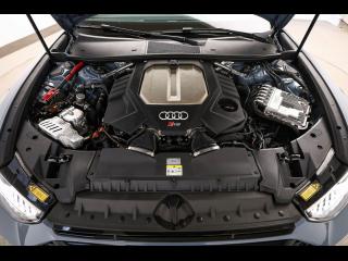 Audi RS 6 Avant – image 25 of 25