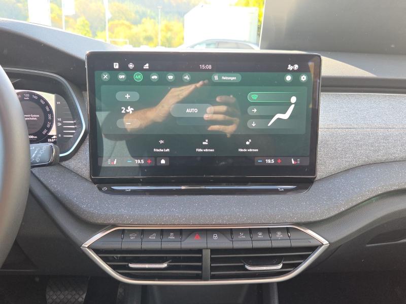 Škoda Octavia Selection – image 6 of 24
