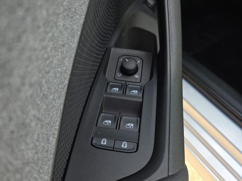 Škoda Octavia Selection – image 15 of 24