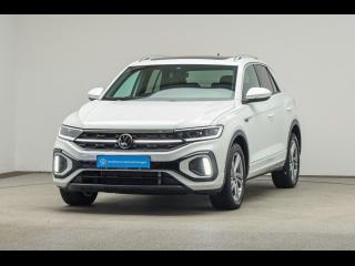 Volkswagen T-Roc R-Line – image 1 of 25